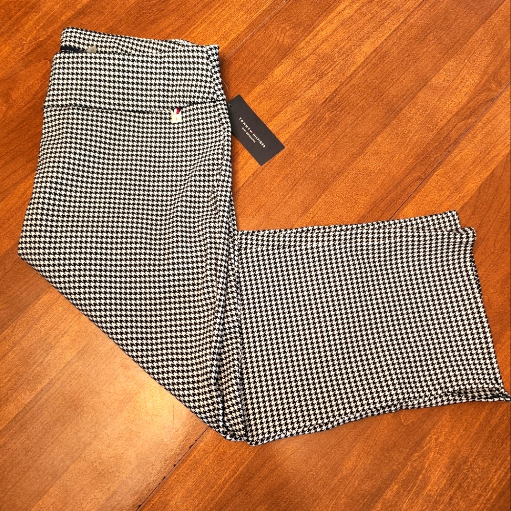 Tommy Hilfiger Cropped Houndstooth Dress Pant